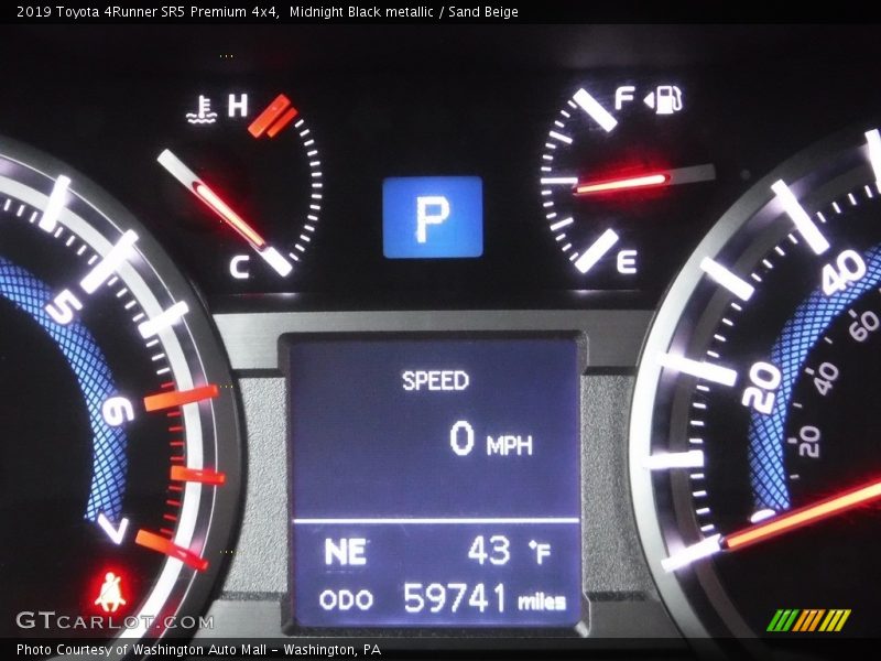 Midnight Black metallic / Sand Beige 2019 Toyota 4Runner SR5 Premium 4x4