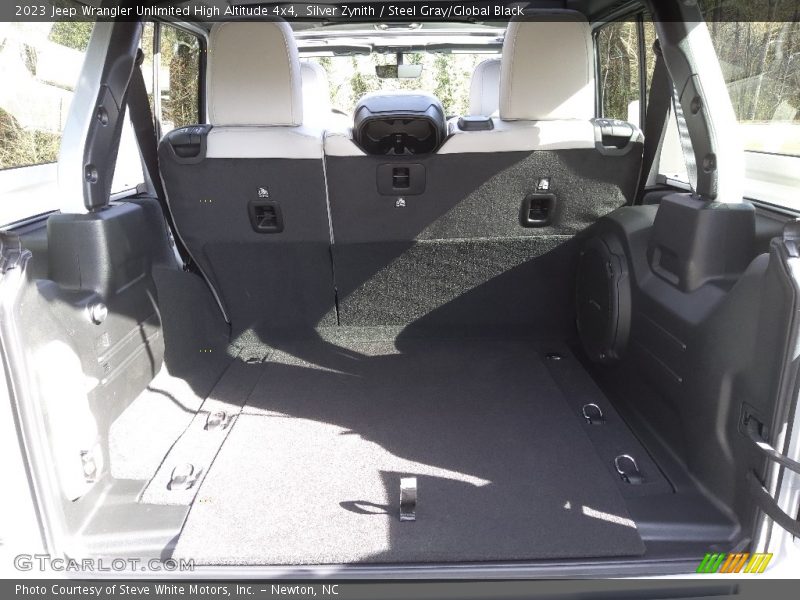  2023 Wrangler Unlimited High Altitude 4x4 Trunk