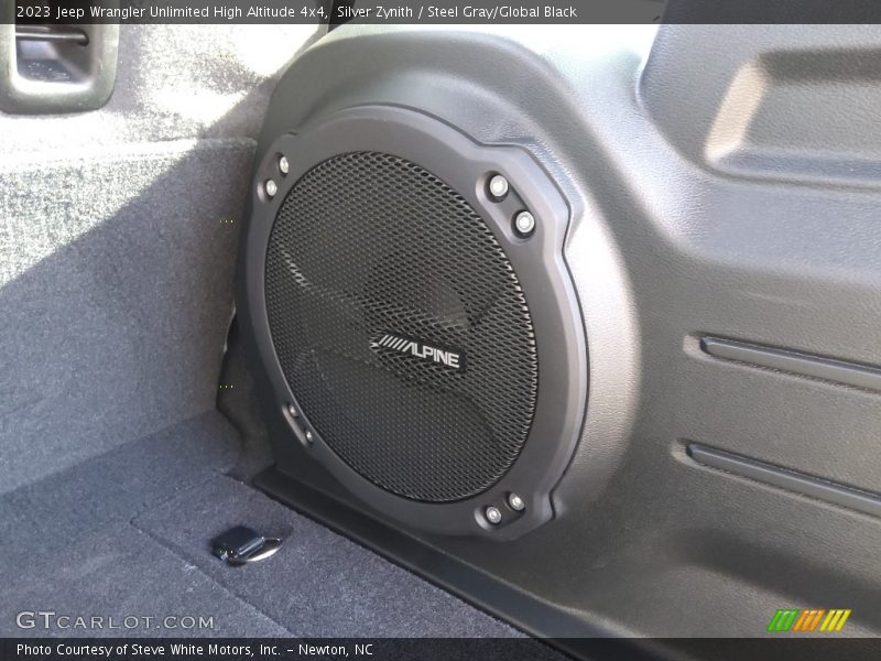 Audio System of 2023 Wrangler Unlimited High Altitude 4x4