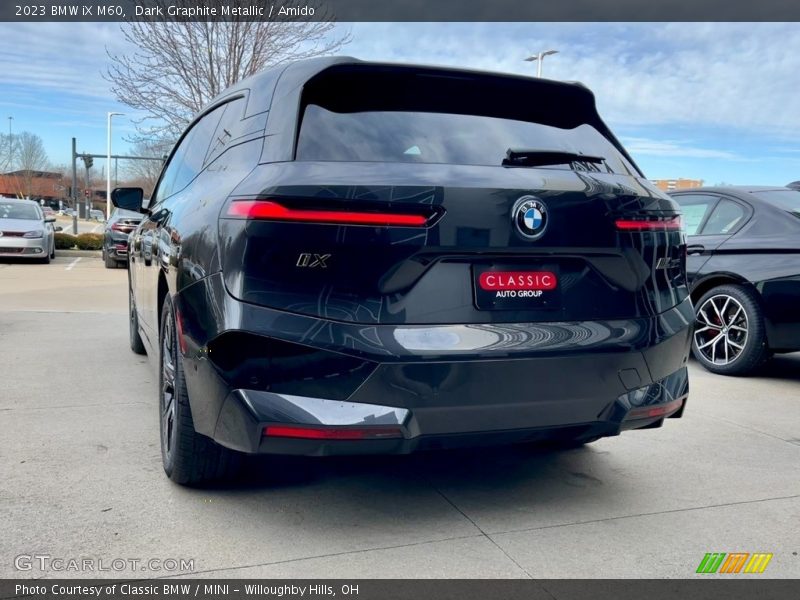 Dark Graphite Metallic / Amido 2023 BMW iX M60