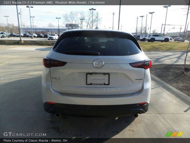 Rhodium White Metallic / Parchment 2023 Mazda CX-5 S Premium AWD
