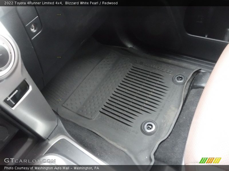 Blizzard White Pearl / Redwood 2022 Toyota 4Runner Limited 4x4