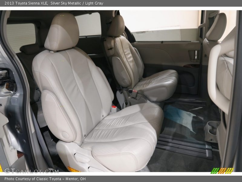 Silver Sky Metallic / Light Gray 2013 Toyota Sienna XLE