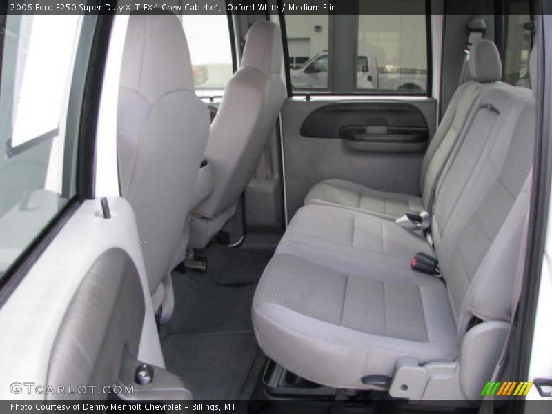 Oxford White / Medium Flint 2006 Ford F250 Super Duty XLT FX4 Crew Cab 4x4