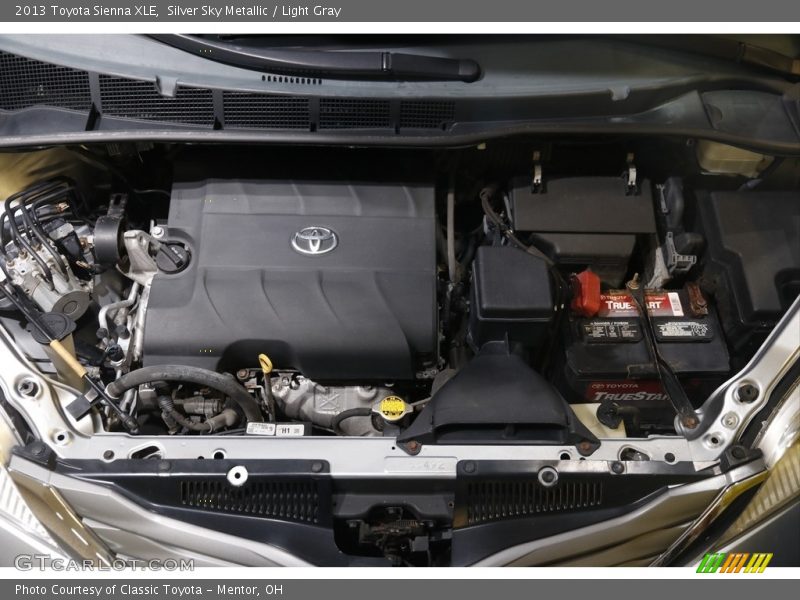 Silver Sky Metallic / Light Gray 2013 Toyota Sienna XLE