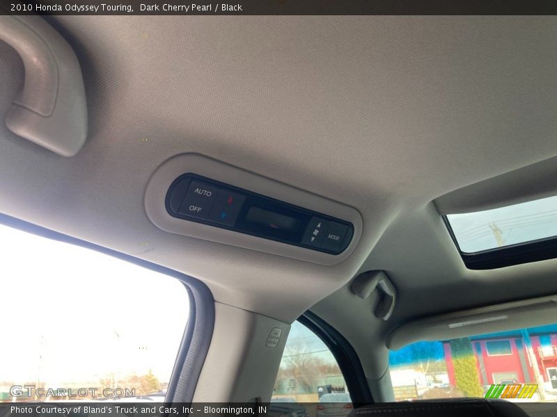 Dark Cherry Pearl / Black 2010 Honda Odyssey Touring