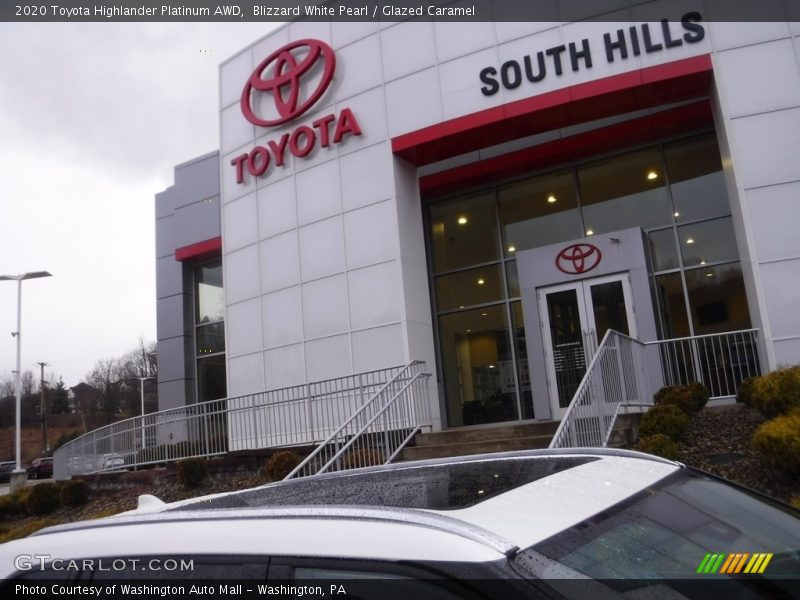 Blizzard White Pearl / Glazed Caramel 2020 Toyota Highlander Platinum AWD