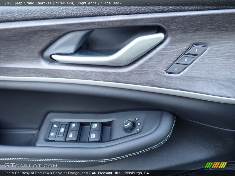 Bright White / Global Black 2023 Jeep Grand Cherokee Limited 4x4