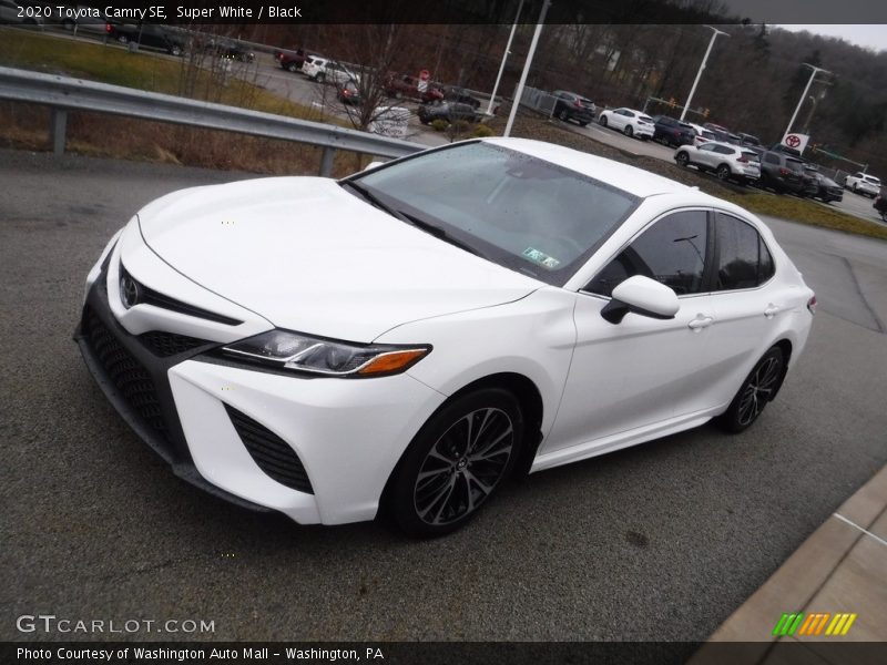 Super White / Black 2020 Toyota Camry SE