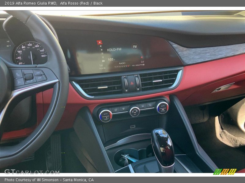 Dashboard of 2019 Giulia RWD