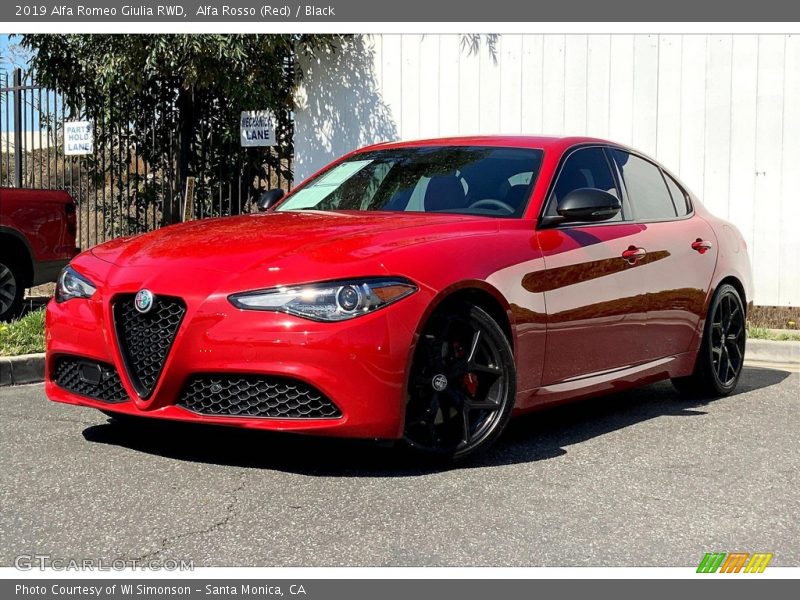 Alfa Rosso (Red) / Black 2019 Alfa Romeo Giulia RWD