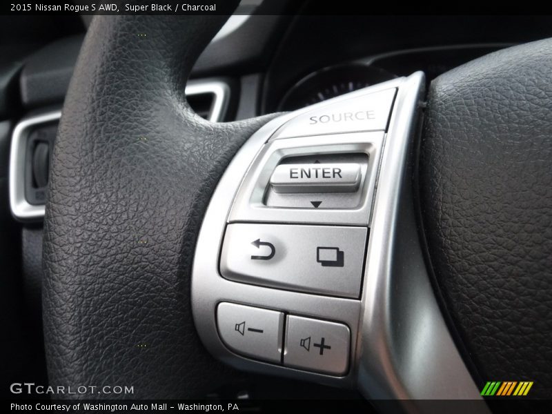 Super Black / Charcoal 2015 Nissan Rogue S AWD
