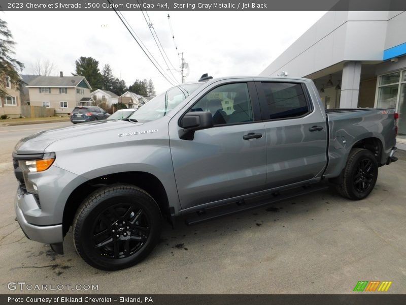 Sterling Gray Metallic / Jet Black 2023 Chevrolet Silverado 1500 Custom Crew Cab 4x4