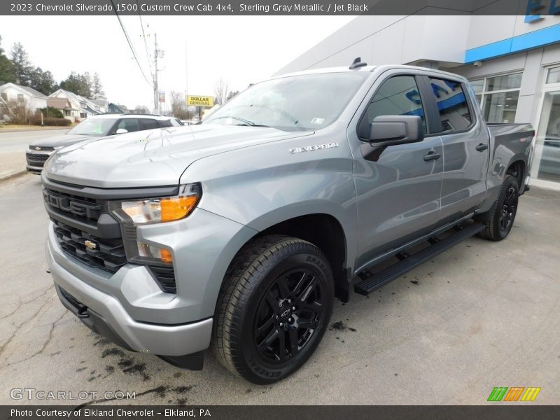 Sterling Gray Metallic / Jet Black 2023 Chevrolet Silverado 1500 Custom Crew Cab 4x4
