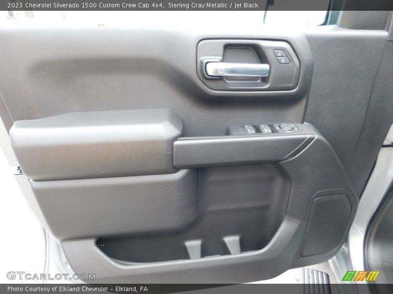 Sterling Gray Metallic / Jet Black 2023 Chevrolet Silverado 1500 Custom Crew Cab 4x4