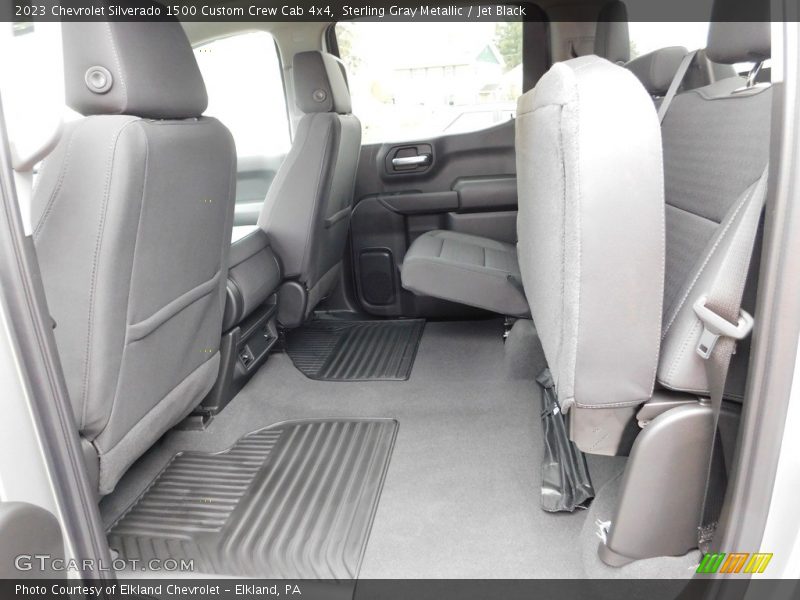 Sterling Gray Metallic / Jet Black 2023 Chevrolet Silverado 1500 Custom Crew Cab 4x4