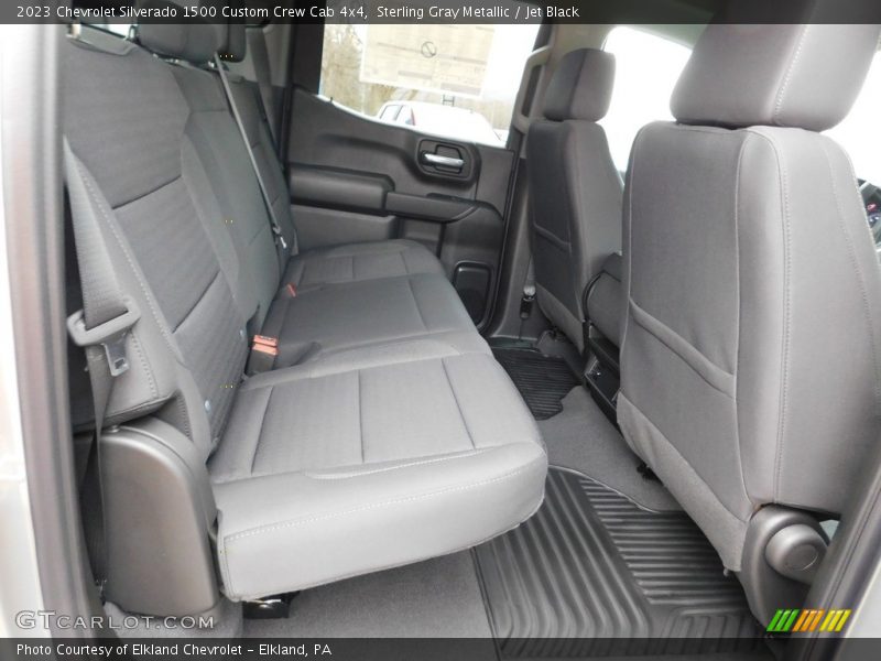 Sterling Gray Metallic / Jet Black 2023 Chevrolet Silverado 1500 Custom Crew Cab 4x4