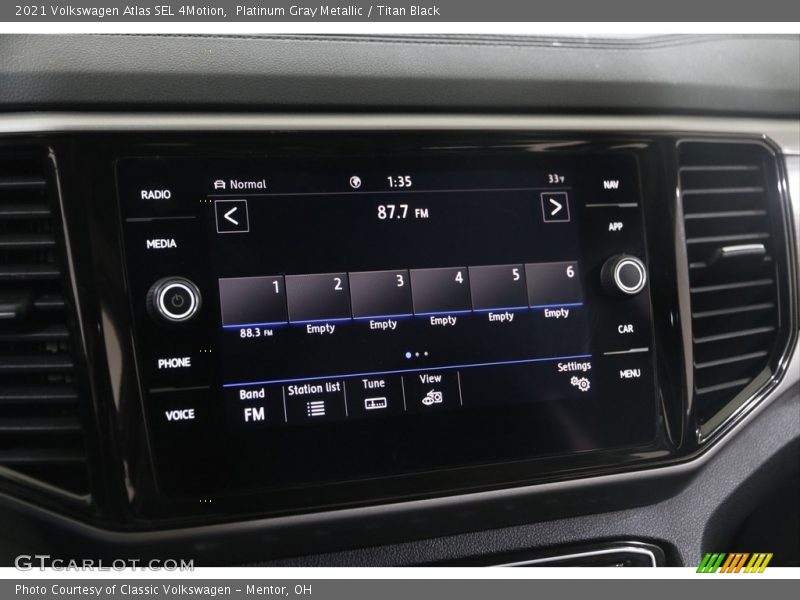 Platinum Gray Metallic / Titan Black 2021 Volkswagen Atlas SEL 4Motion