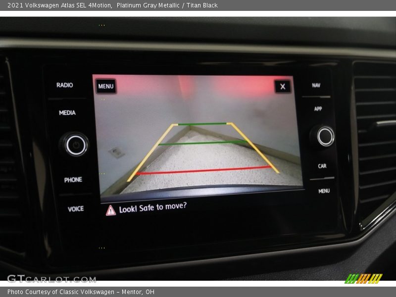 Platinum Gray Metallic / Titan Black 2021 Volkswagen Atlas SEL 4Motion
