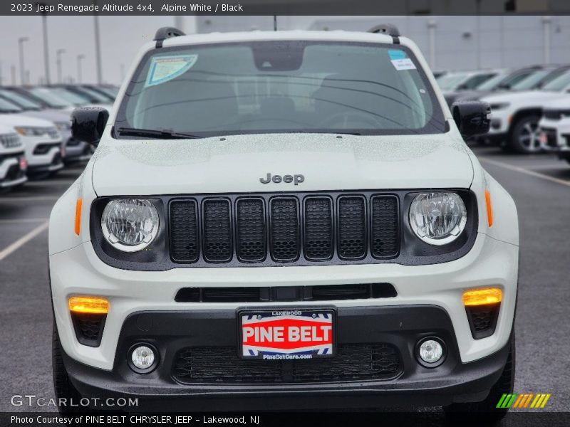 Alpine White / Black 2023 Jeep Renegade Altitude 4x4