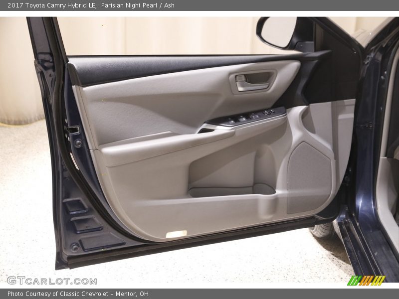 Parisian Night Pearl / Ash 2017 Toyota Camry Hybrid LE