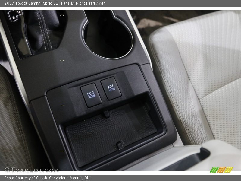 Parisian Night Pearl / Ash 2017 Toyota Camry Hybrid LE