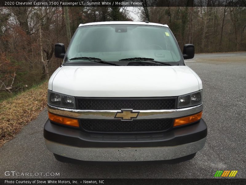 Summit White / Medium Pewter 2020 Chevrolet Express 3500 Passenger LT
