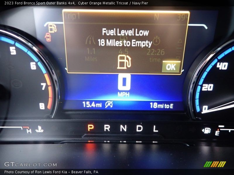 Cyber Orange Metallic Tricoat / Navy Pier 2023 Ford Bronco Sport Outer Banks 4x4
