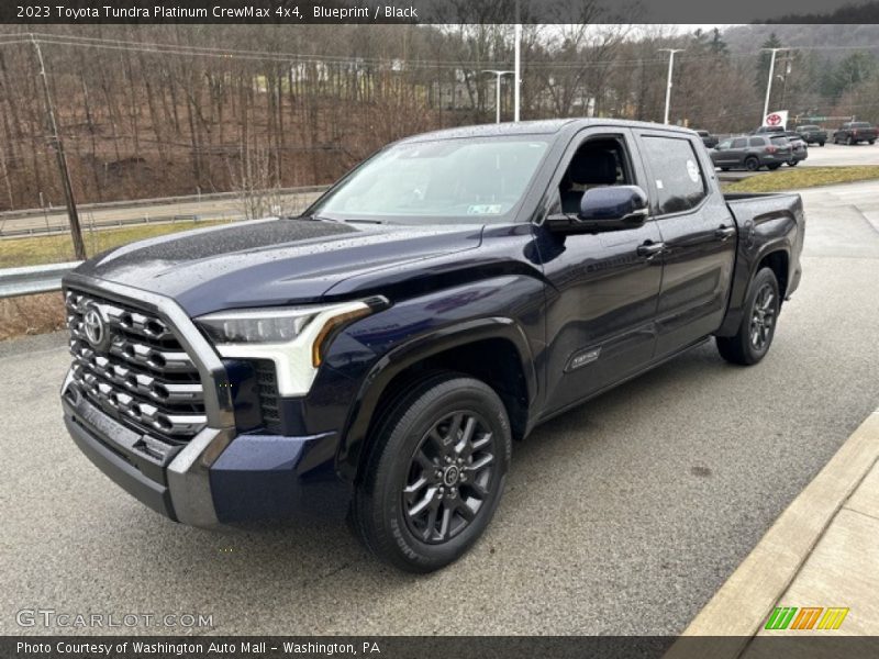 Front 3/4 View of 2023 Tundra Platinum CrewMax 4x4
