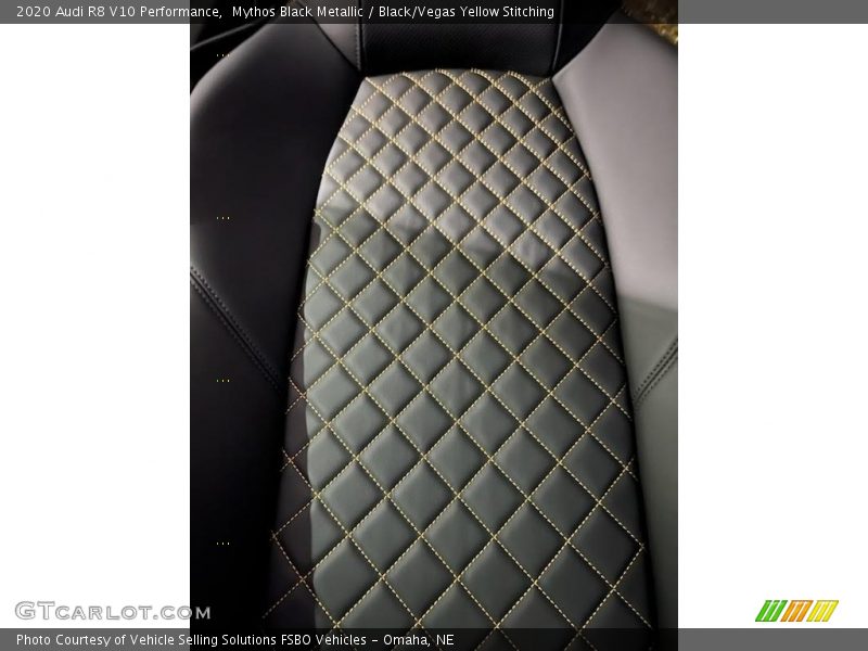 Mythos Black Metallic / Black/Vegas Yellow Stitching 2020 Audi R8 V10 Performance