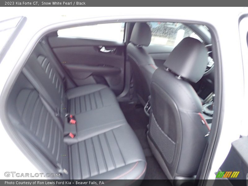 Snow White Pearl / Black 2023 Kia Forte GT