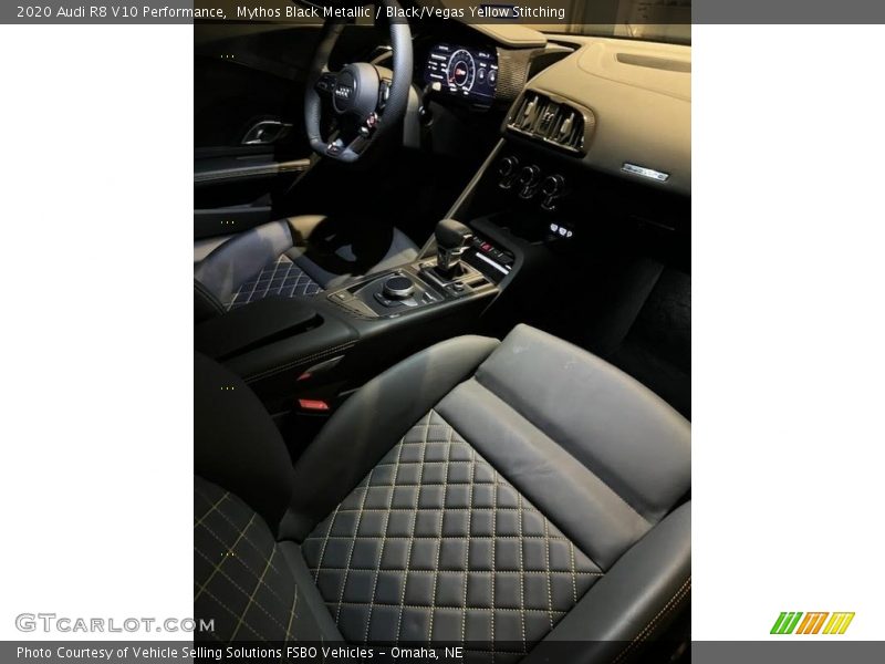 Mythos Black Metallic / Black/Vegas Yellow Stitching 2020 Audi R8 V10 Performance
