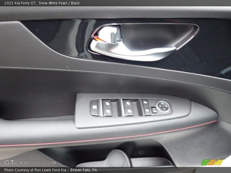 Snow White Pearl / Black 2023 Kia Forte GT