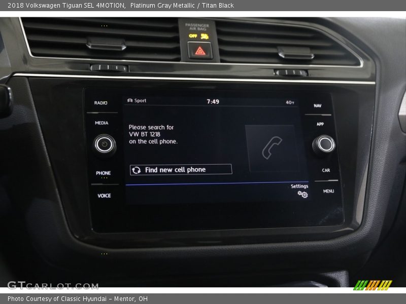 Platinum Gray Metallic / Titan Black 2018 Volkswagen Tiguan SEL 4MOTION