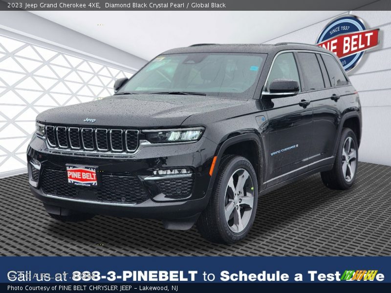 Diamond Black Crystal Pearl / Global Black 2023 Jeep Grand Cherokee 4XE