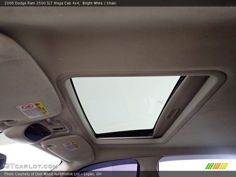 Bright White / Khaki 2006 Dodge Ram 2500 SLT Mega Cab 4x4