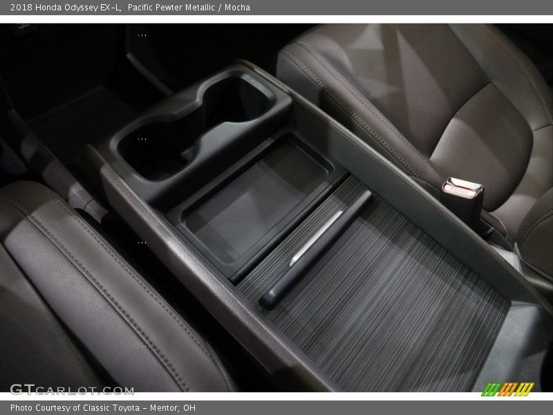 Pacific Pewter Metallic / Mocha 2018 Honda Odyssey EX-L