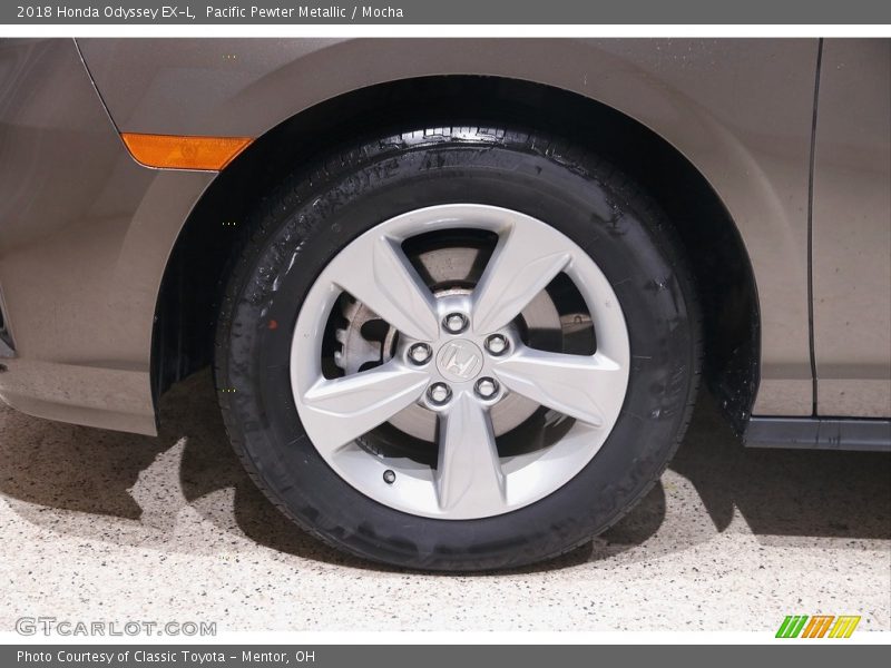 Pacific Pewter Metallic / Mocha 2018 Honda Odyssey EX-L