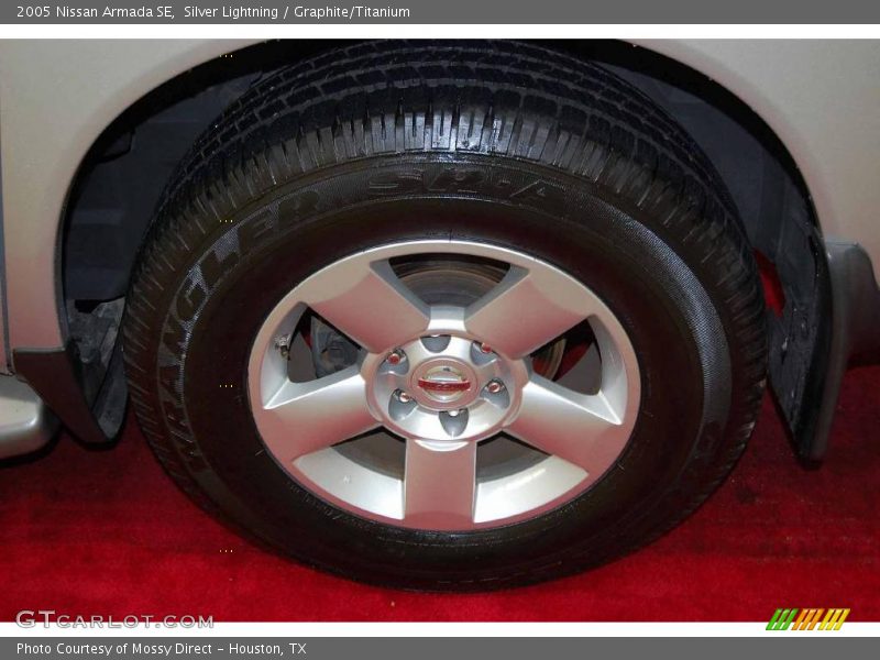 Silver Lightning / Graphite/Titanium 2005 Nissan Armada SE