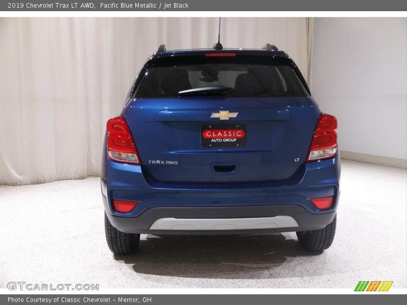 Pacific Blue Metallic / Jet Black 2019 Chevrolet Trax LT AWD