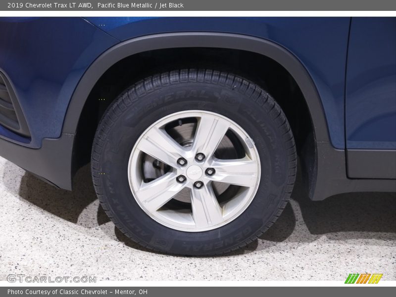 Pacific Blue Metallic / Jet Black 2019 Chevrolet Trax LT AWD