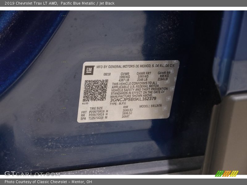 Pacific Blue Metallic / Jet Black 2019 Chevrolet Trax LT AWD
