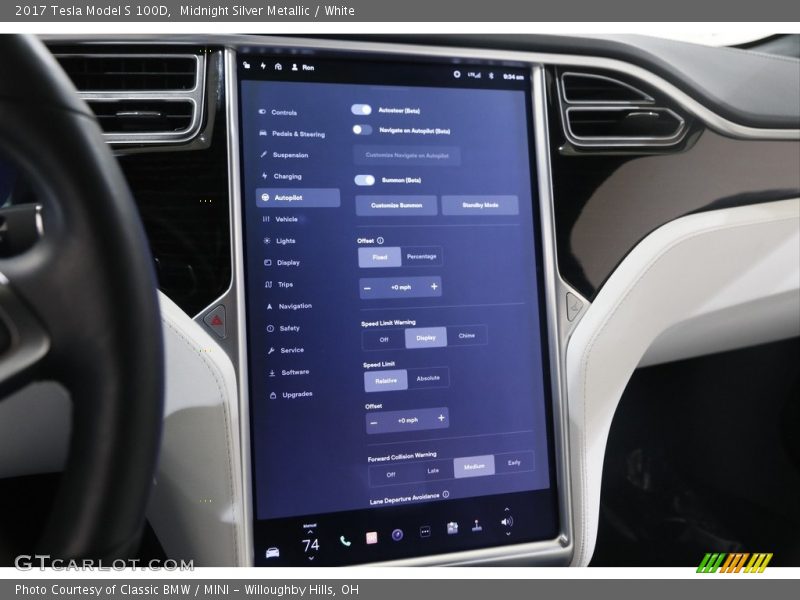 Controls of 2017 Model S 100D
