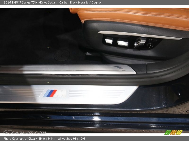 Carbon Black Metallic / Cognac 2016 BMW 7 Series 750i xDrive Sedan