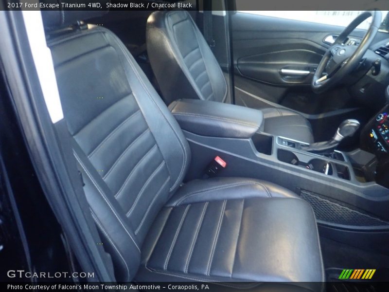 Shadow Black / Charcoal Black 2017 Ford Escape Titanium 4WD
