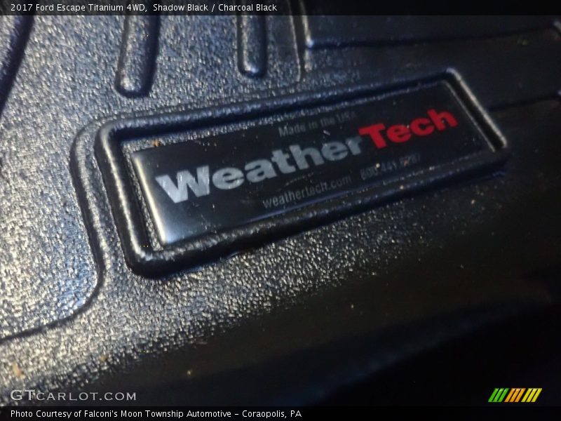 Shadow Black / Charcoal Black 2017 Ford Escape Titanium 4WD