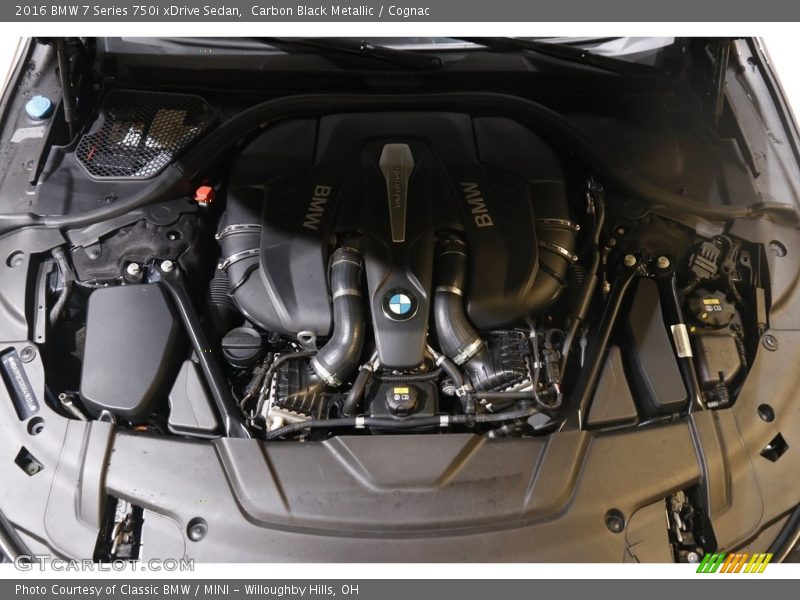 Carbon Black Metallic / Cognac 2016 BMW 7 Series 750i xDrive Sedan