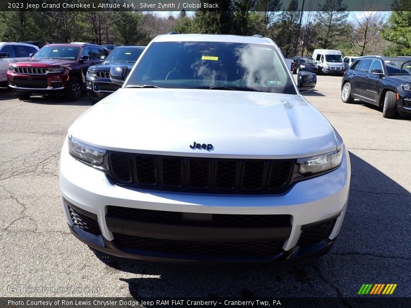 Silver Zynith / Global Black 2023 Jeep Grand Cherokee L Altitude 4x4