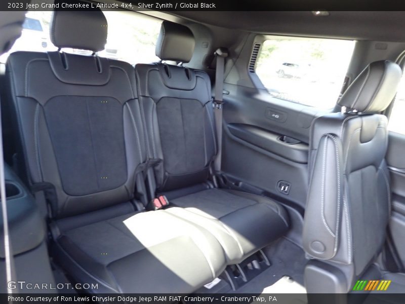 Silver Zynith / Global Black 2023 Jeep Grand Cherokee L Altitude 4x4
