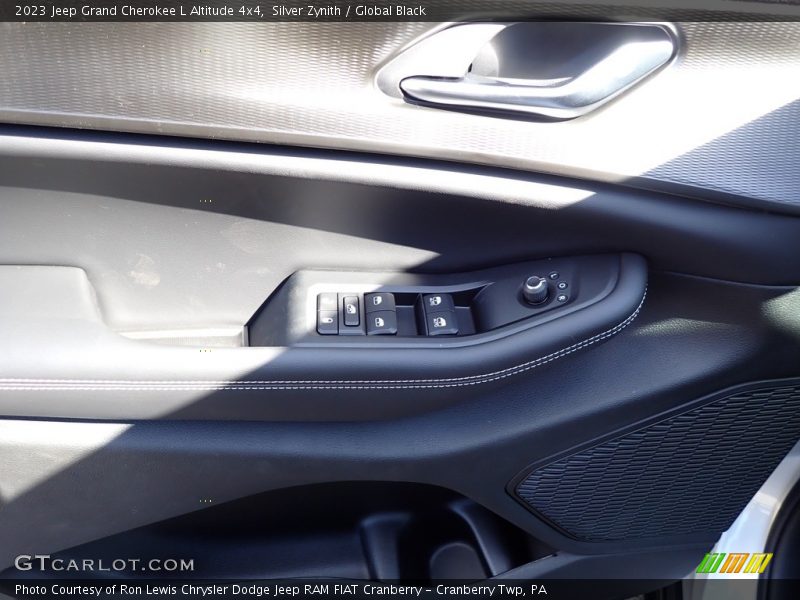 Silver Zynith / Global Black 2023 Jeep Grand Cherokee L Altitude 4x4